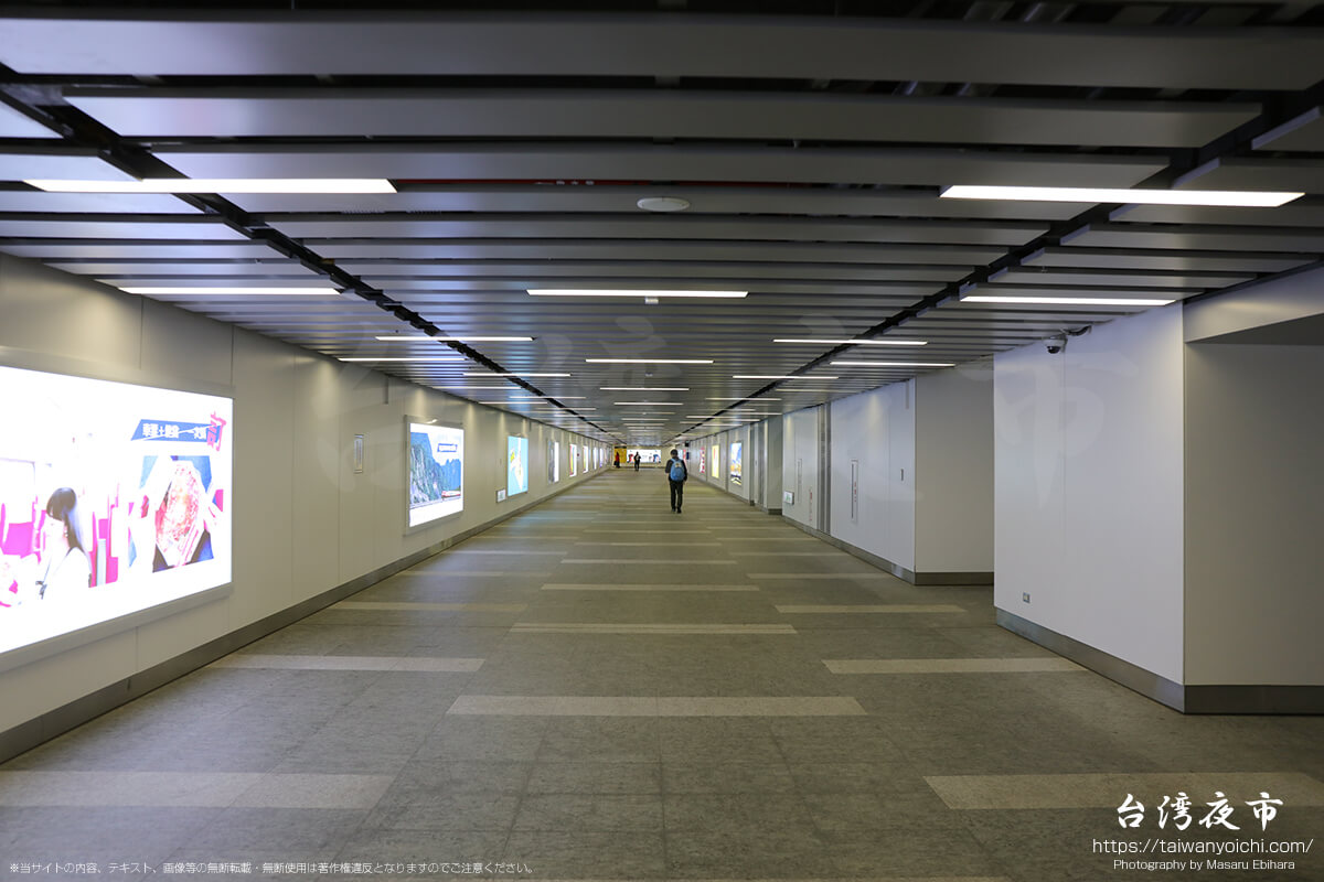 台北車站の地下通路